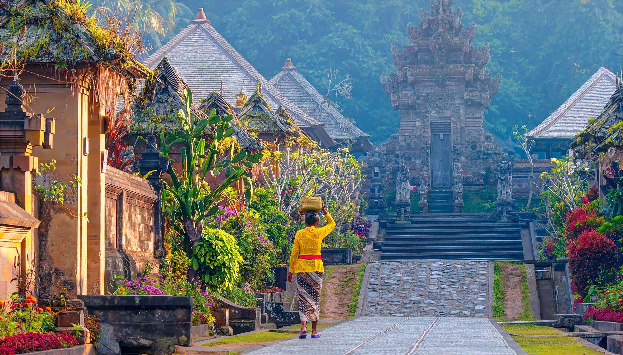2-Harmonious-Living--Lessons-From-A-Balinese-Village-House