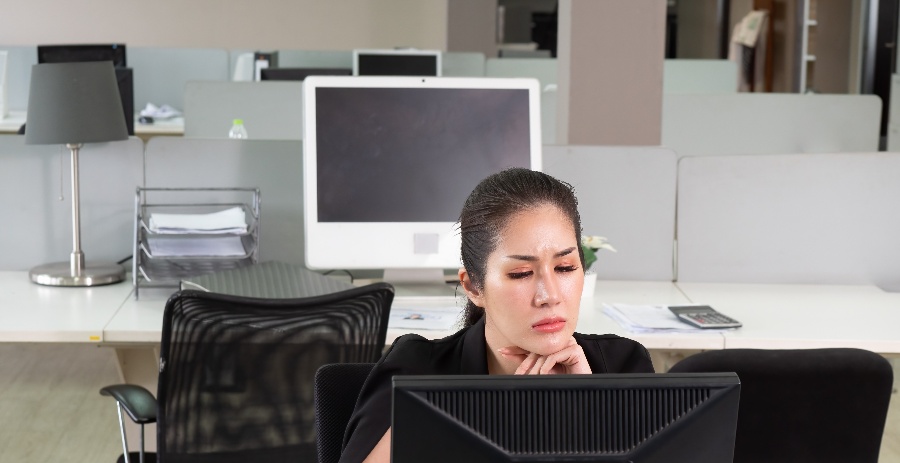 Emotional Divorce in the Workplace and How It Affects Employee Engagement